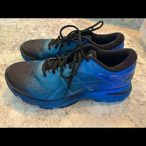 Men’s asic kayano 25 size 9